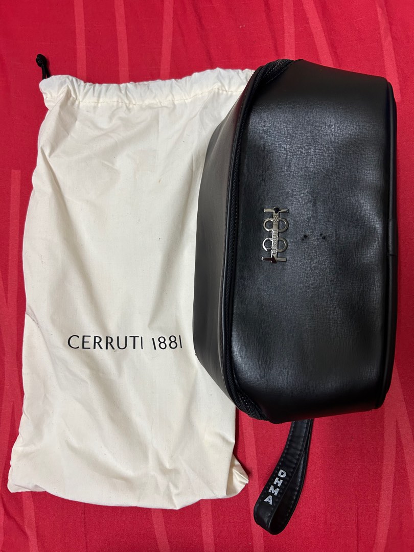 Cerruti 1881 Cosmetic Bag, Men's Fashion, Bags, Belt bags, Clutches and ...