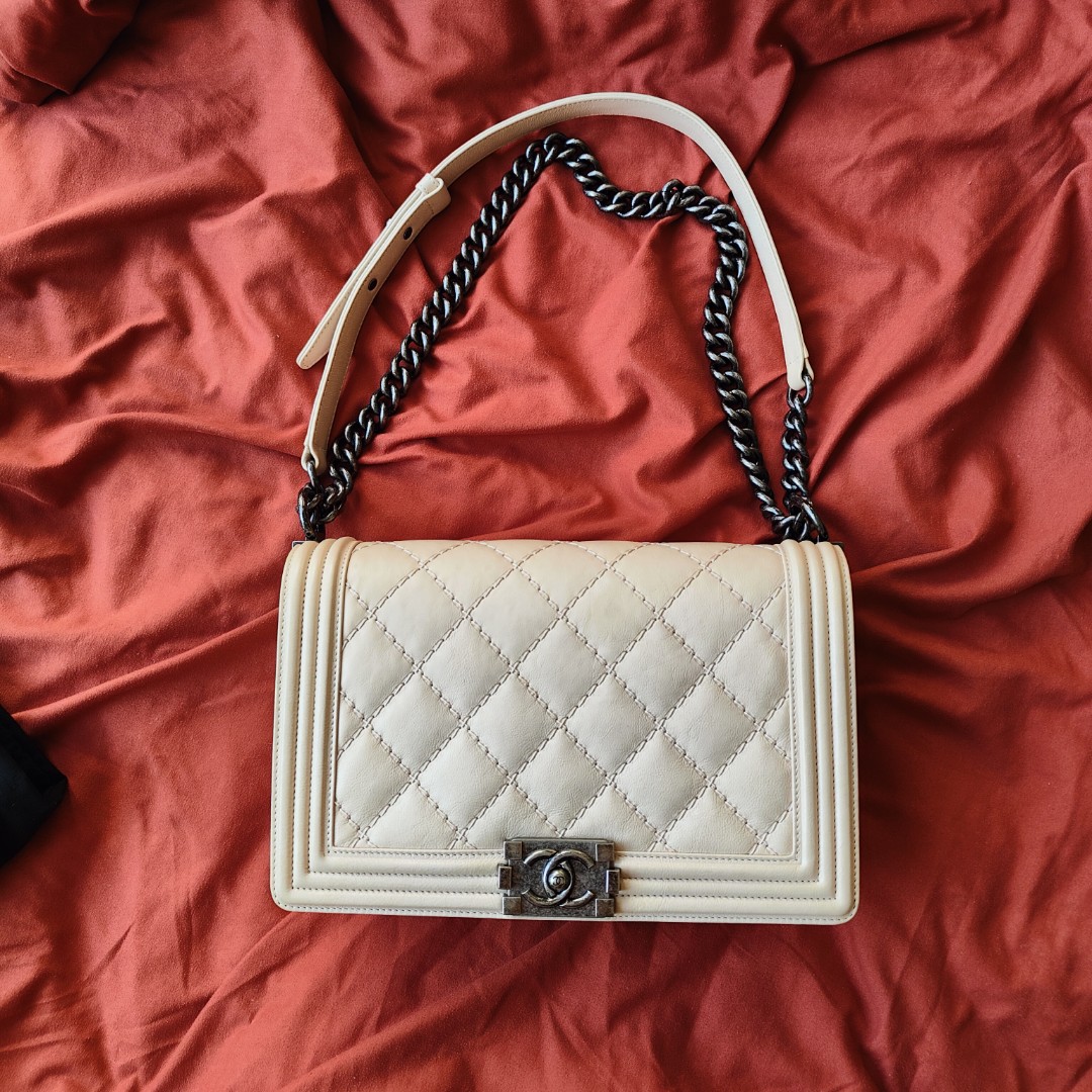 Chanel Boy New Medium Beige Bag in Ruthenium Hardware, Luxury, Bags &  Wallets on Carousell