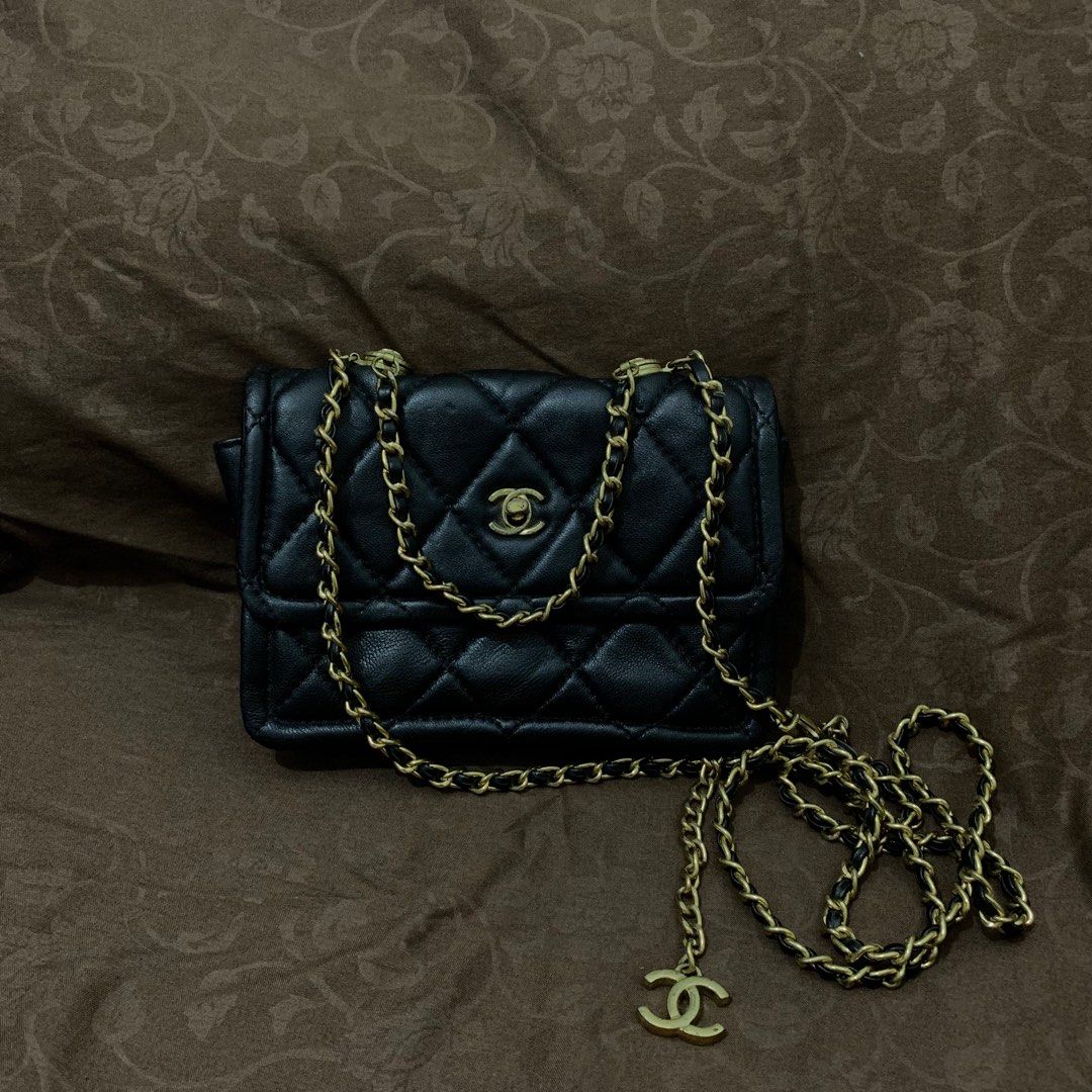 Chanel mini sling bag, Fesyen Wanita, Tas & Dompet di Carousell