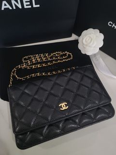 SOLD) Chanel Key Pouch Holder Navy Blue LGHW #24, Luxury, Bags & Wallets on  Carousell