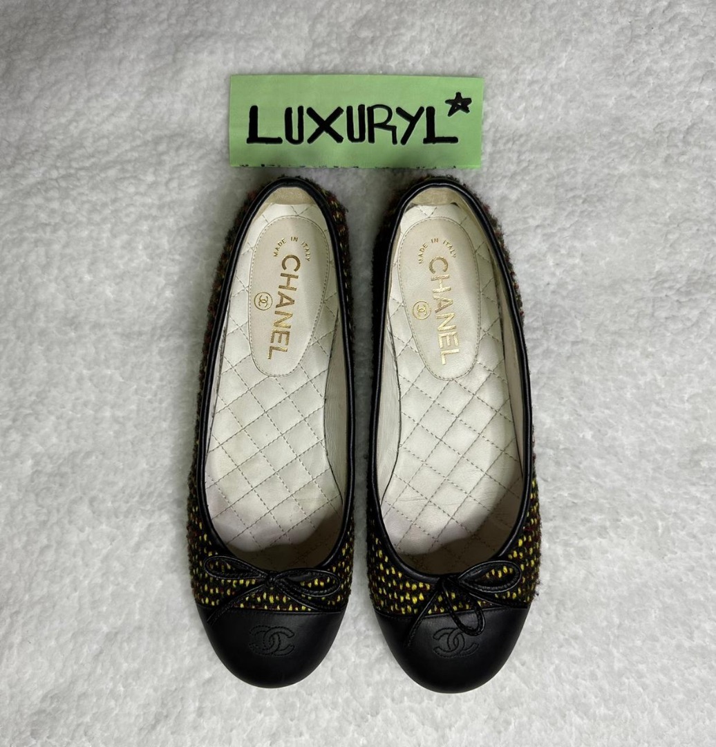 Chanel woven flats top