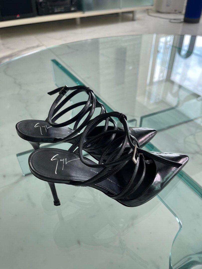 Christian Louboutin Size 34 Carousell