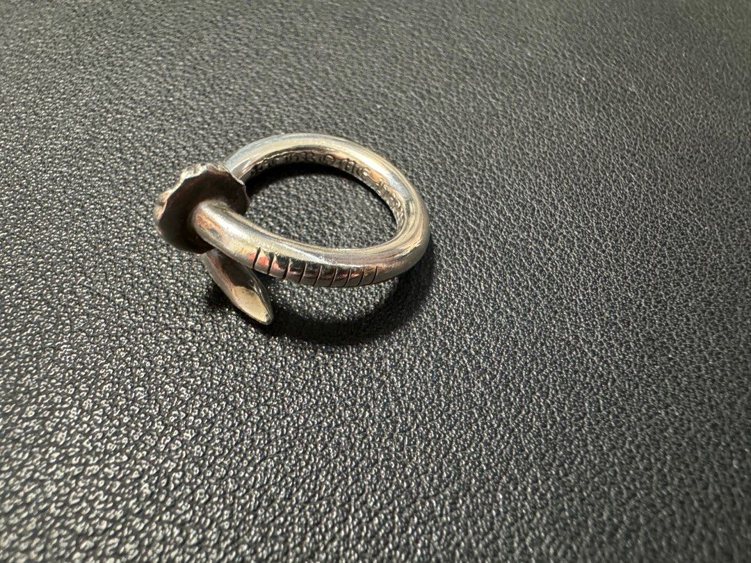 Chrome hearts cheap ring nail