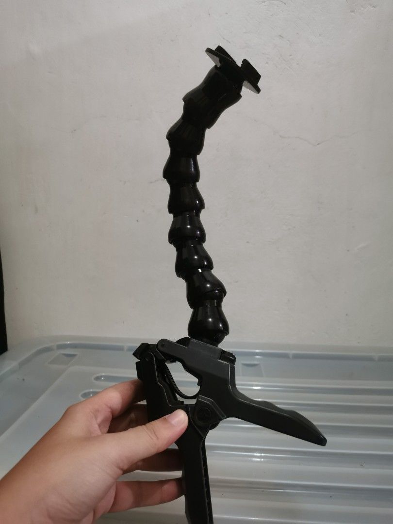 Clip Clamp 360 deg for GoPro (Category: Cameras) located in Antipolo. Submitted by lnamei88 (Listing ID 1262762952, Image 2). Description: Declutter 👉 di ko matandaan kung nagamit ko. pero parang hindi 👉 Buyer will shoulder the shipping fee.
