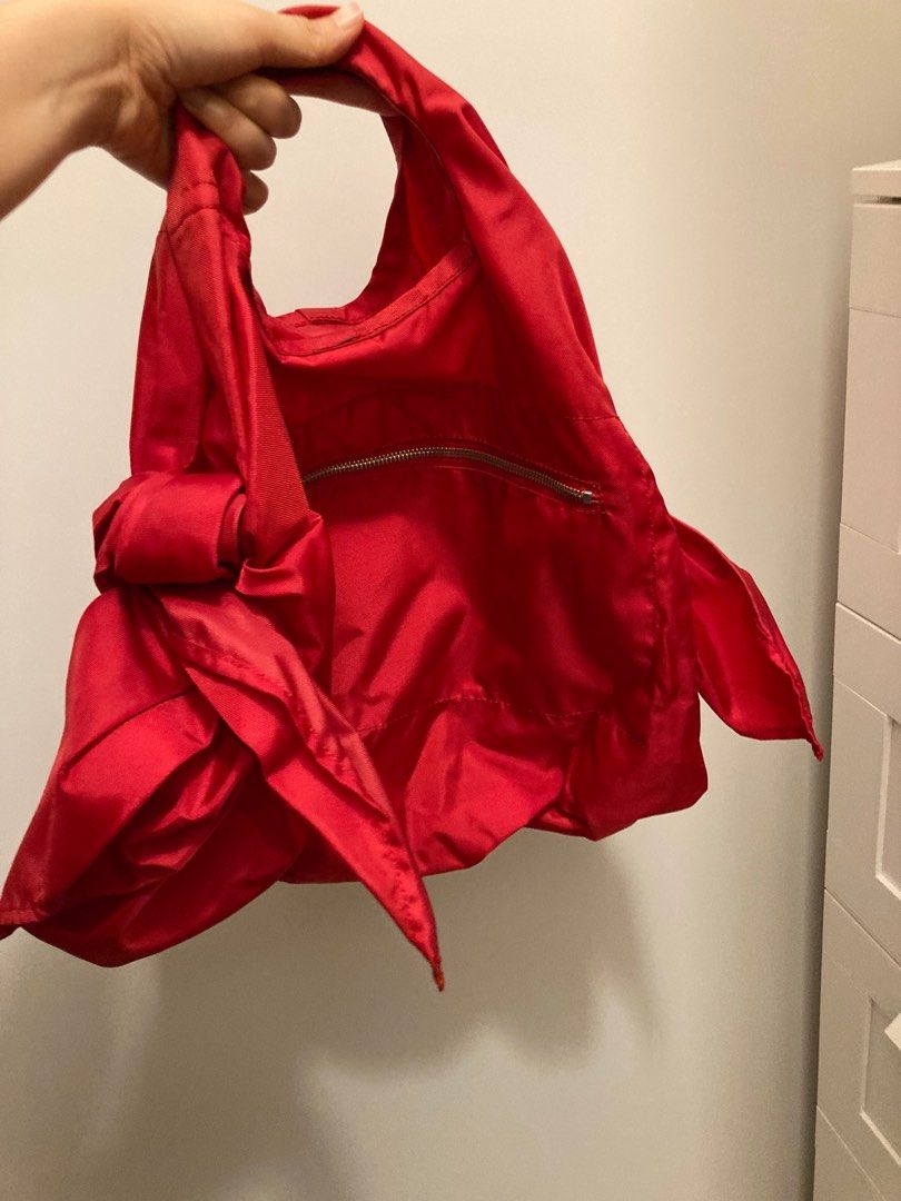 Commodes gar ons Tote Bags Carousell