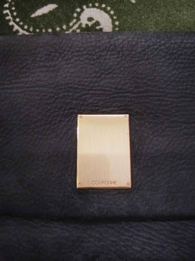Couronne Clutch/party bag (Category: Luxury Bags & Wallets) located in Manila. Submitted by jimenezjay04509 (Listing ID 1262782260, Image 2). Description: Authentic with Authenticity card Genuine Leather no rush shipping LP posted ➕ sf.