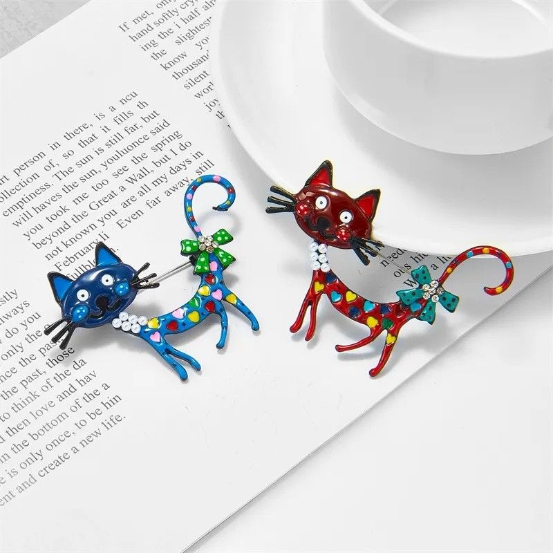 Cute Cat with a Tail Brooch Pin. Women s Fashion Muslimah