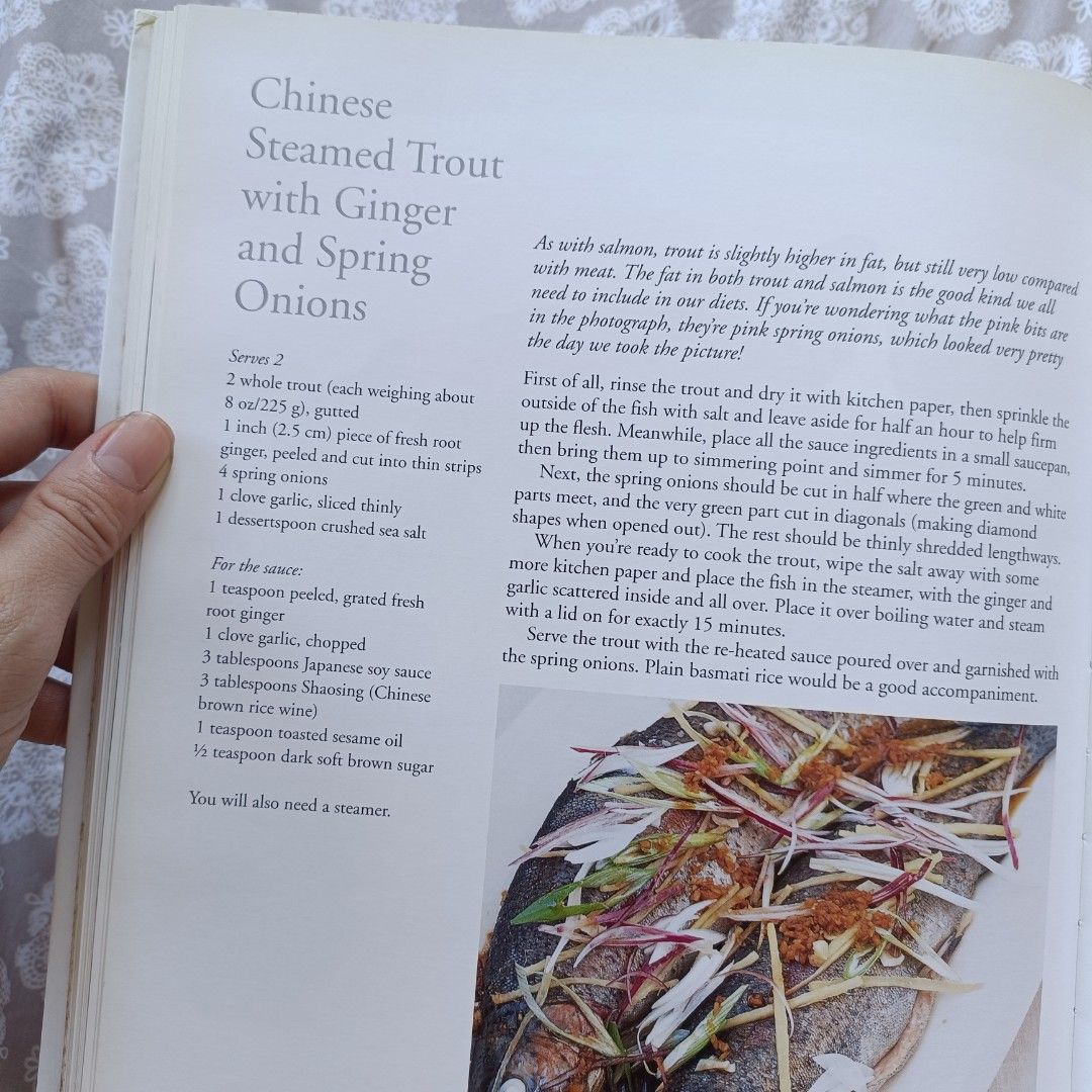 DELIA'S HOW TO COOK COMPLETE VOLUMES (Delia Smith), Hobbies & Toys