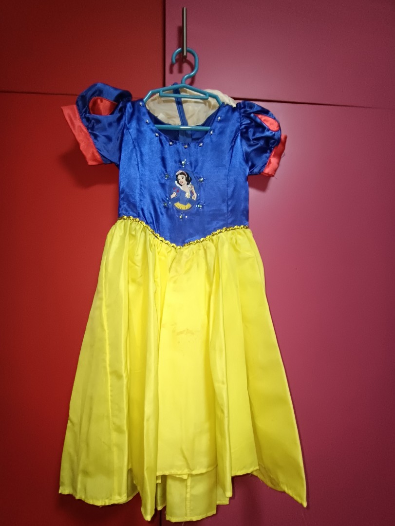 DISNEY PRINCESS SNOW WHITE COSTUME, Babies & Kids, Babies & Kids Fashion on  Carousell