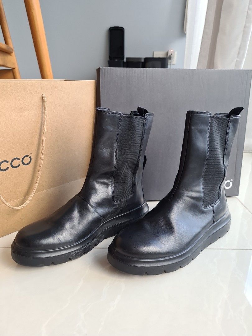 Ecco ankle boots, Women's Fashion, Footwear, Boots on Carousell