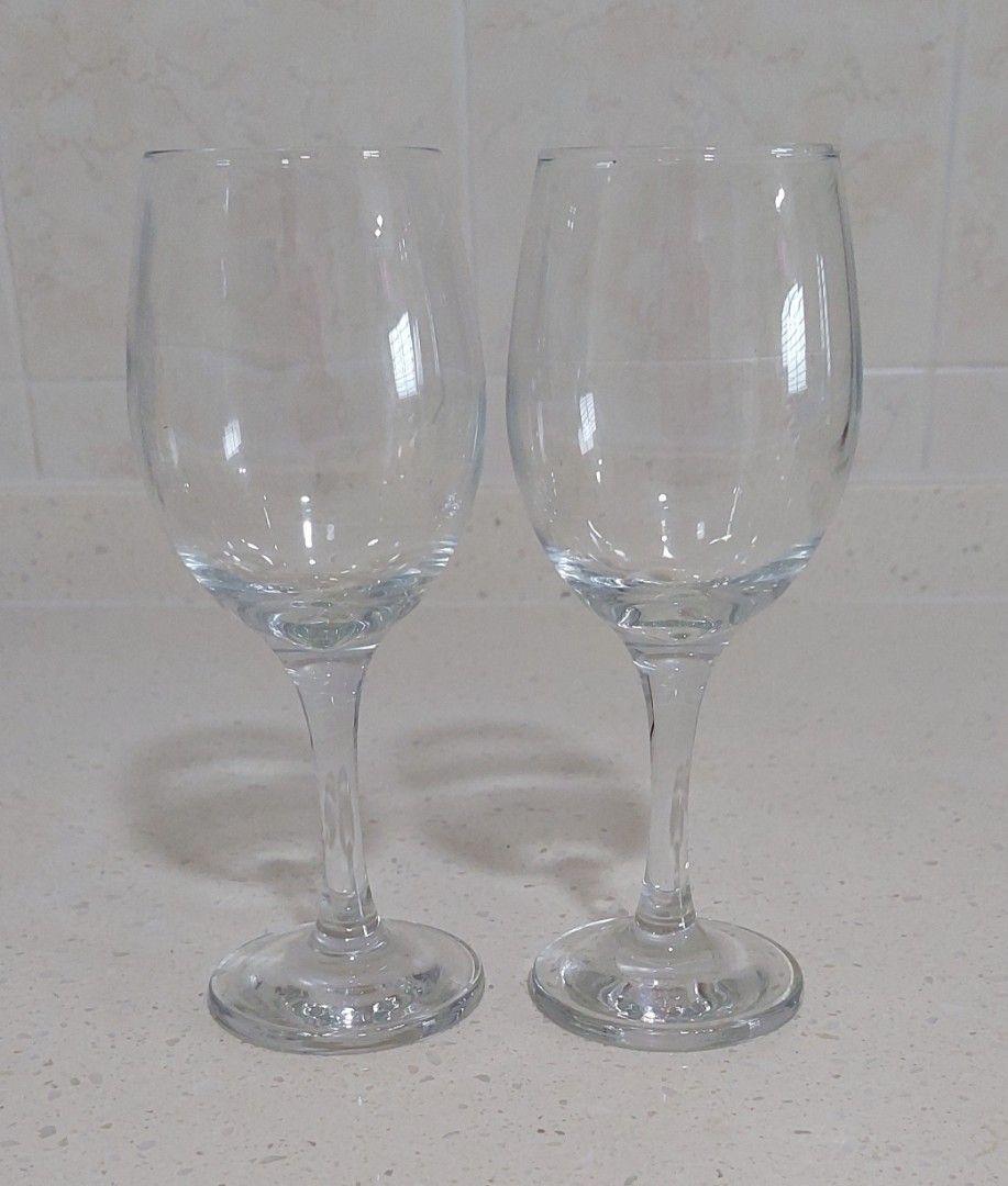 Europace 33 Bottles Wine Cooler EWC 1331S + Free 6 NonMatching Wine