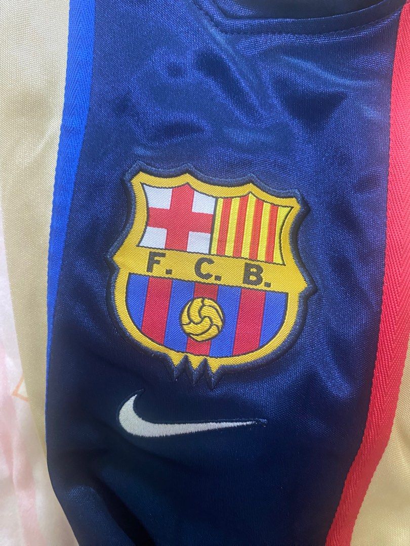 FC Barcelona 2002 Away Retro Jersey, Men's Fashion, Tops & Sets