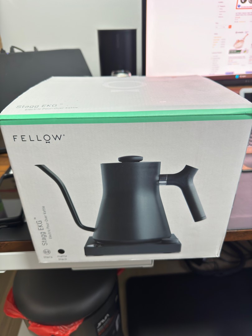 Fellow Stagg EKG Electric Kettle 900 ml for PourOver Coffee, TV & Home