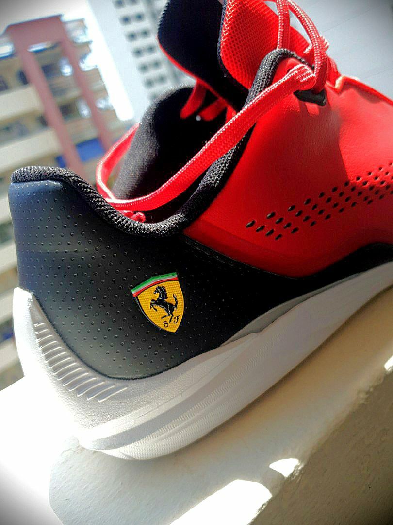 Puma red discount cat shoes