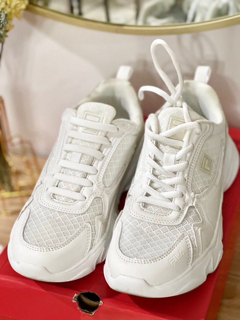 Fila leverage sales