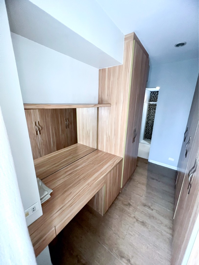 (Category: ) located in . Submitted by gvv13 (Listing ID 1224513320, Image 1). Description: .