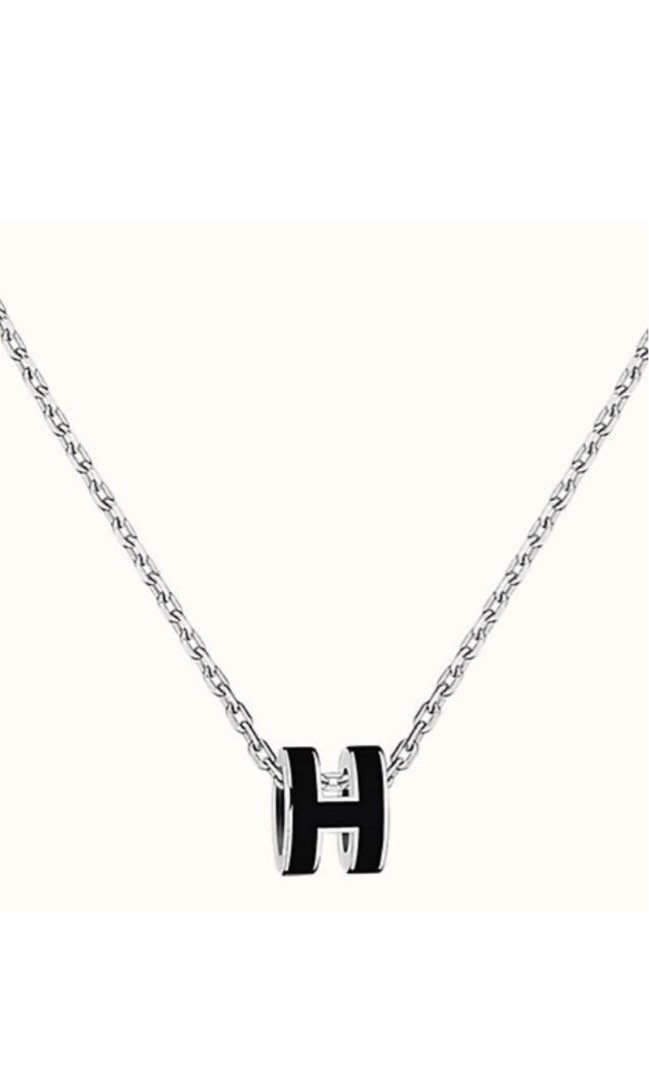 Mini store h necklace