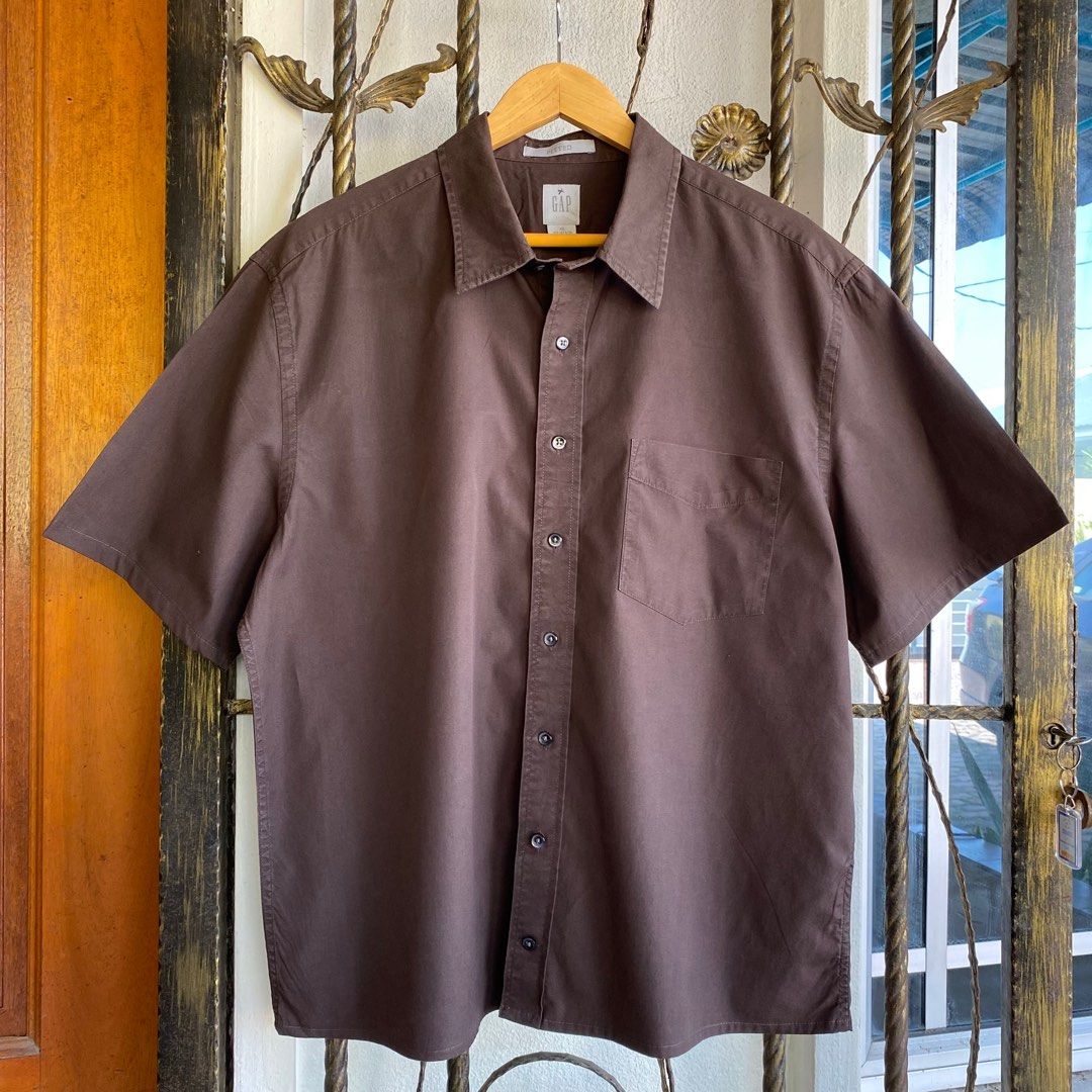 Gap Button Up Shirt