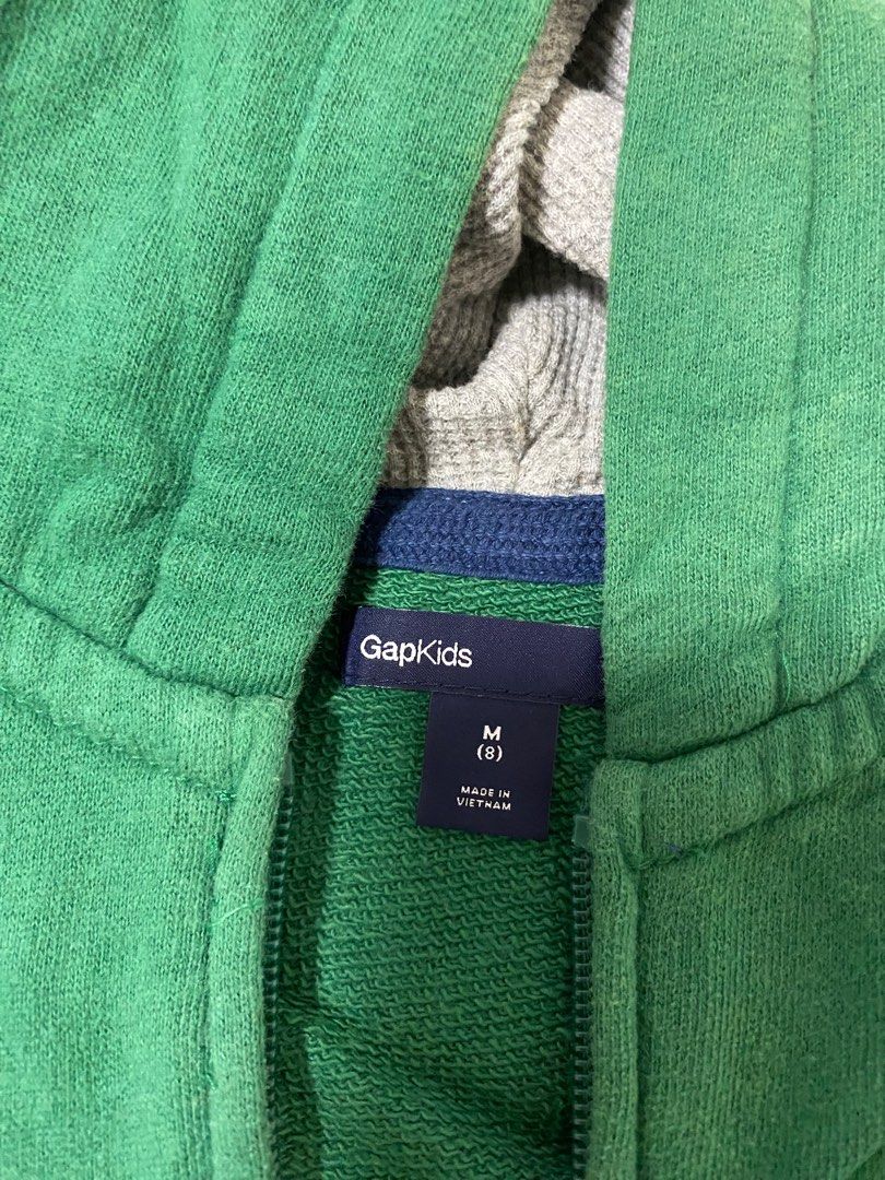 Gap jacket (Category: Babies & Kids Fashion) located in Singapore. Submitted by chloeleh (Listing ID 1262772908, Image 4). Description: Photo 1 & 2 GAP red hoodie Fits 8-9 years Photo 3 & 4 GAP green hoodie Fits 8 years Photo 5 & 6 GAP navy hoodie Fits 5 years Selling as a lot as I am clearing. Fixed priced. What you see is what you get. No tears, no stains. Collection from Marine Parade Central. Not for fussy..
