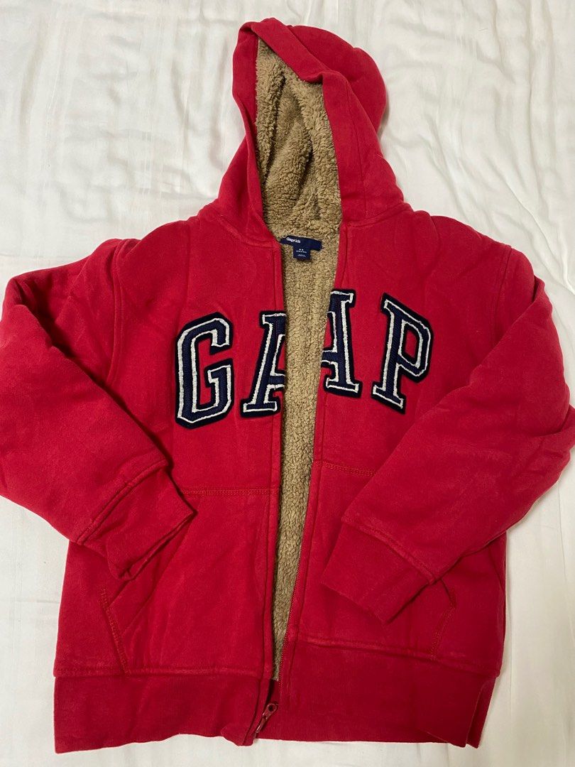 Gap jacket (Category: Babies & Kids Fashion) located in Singapore. Submitted by chloeleh (Listing ID 1262772908, Image 1). Description: Photo 1 & 2 GAP red hoodie Fits 8-9 years Photo 3 & 4 GAP green hoodie Fits 8 years Photo 5 & 6 GAP navy hoodie Fits 5 years Selling as a lot as I am clearing. Fixed priced. What you see is what you get. No tears, no stains. Collection from Marine Parade Central. Not for fussy..