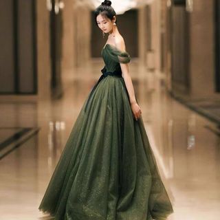 (Category: ) located in . Submitted by starrydresses (Listing ID 1257795160, Image 1). Description: .