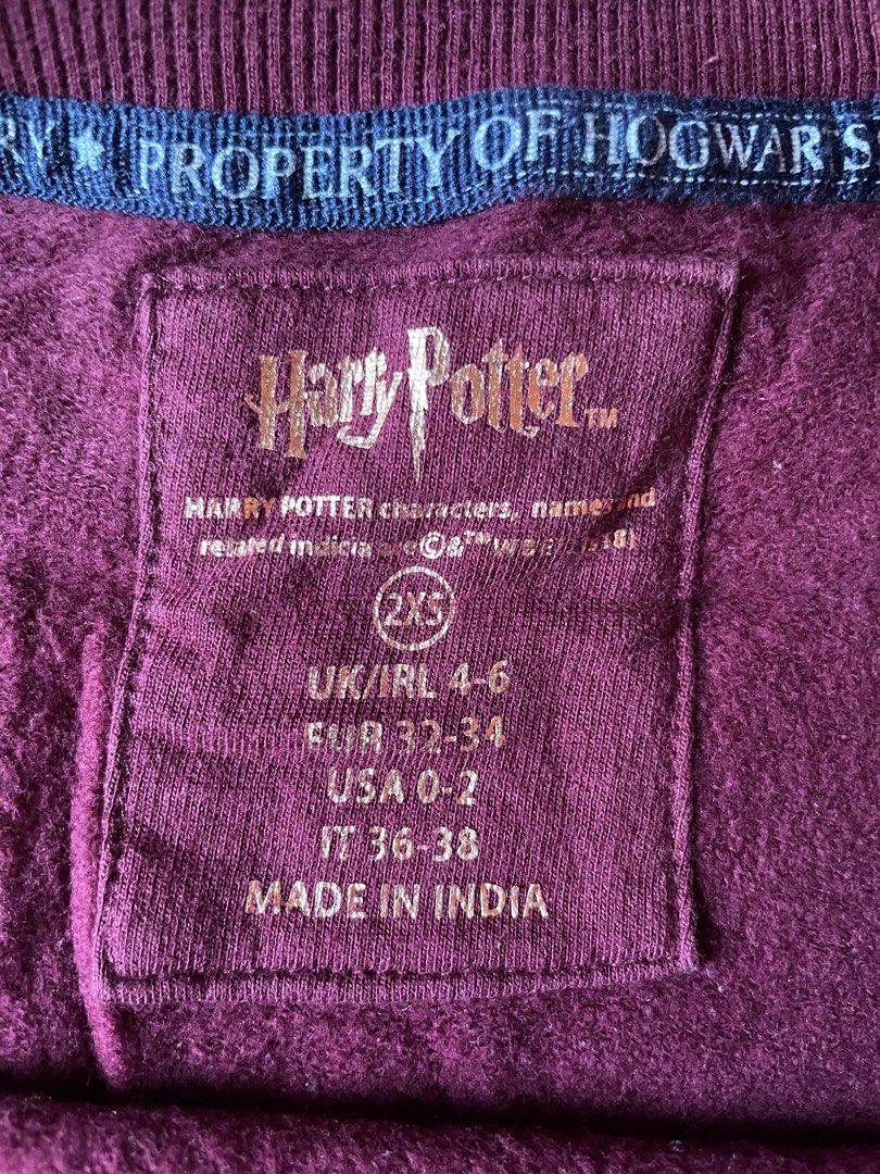 Harry Potter Sweater Official Merch (Category: Coats, Jackets and Outerwear) located in Pasig City. Submitted by batelog (Listing ID 1262712998, Image 2). Description: Price is still negotiable. .