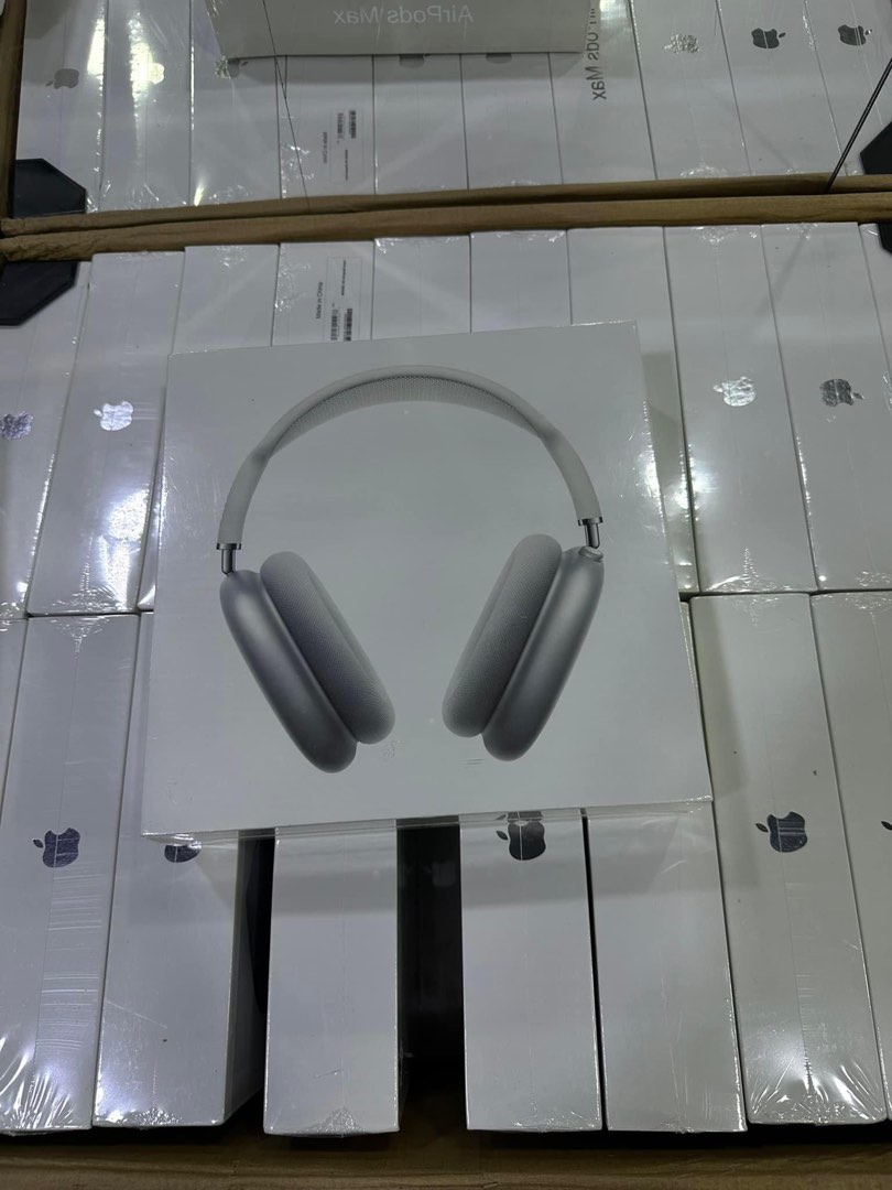 Headset airpods max! Bnew, Audio, Headphones & Headsets on Carousell