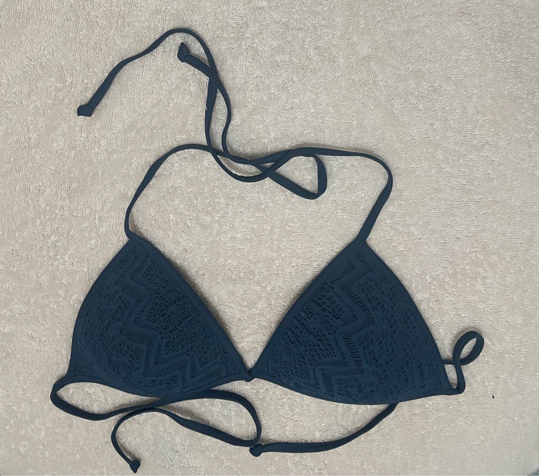 H M Bikini Top Women s Fashion Swimwear Bikinis Swimsuits on Carousell