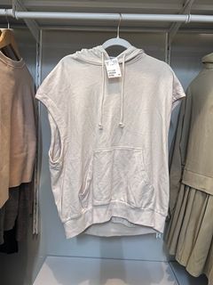 (Category: ) located in . Submitted by ecah_closet (Listing ID 1262814713, Image 1). Description: .