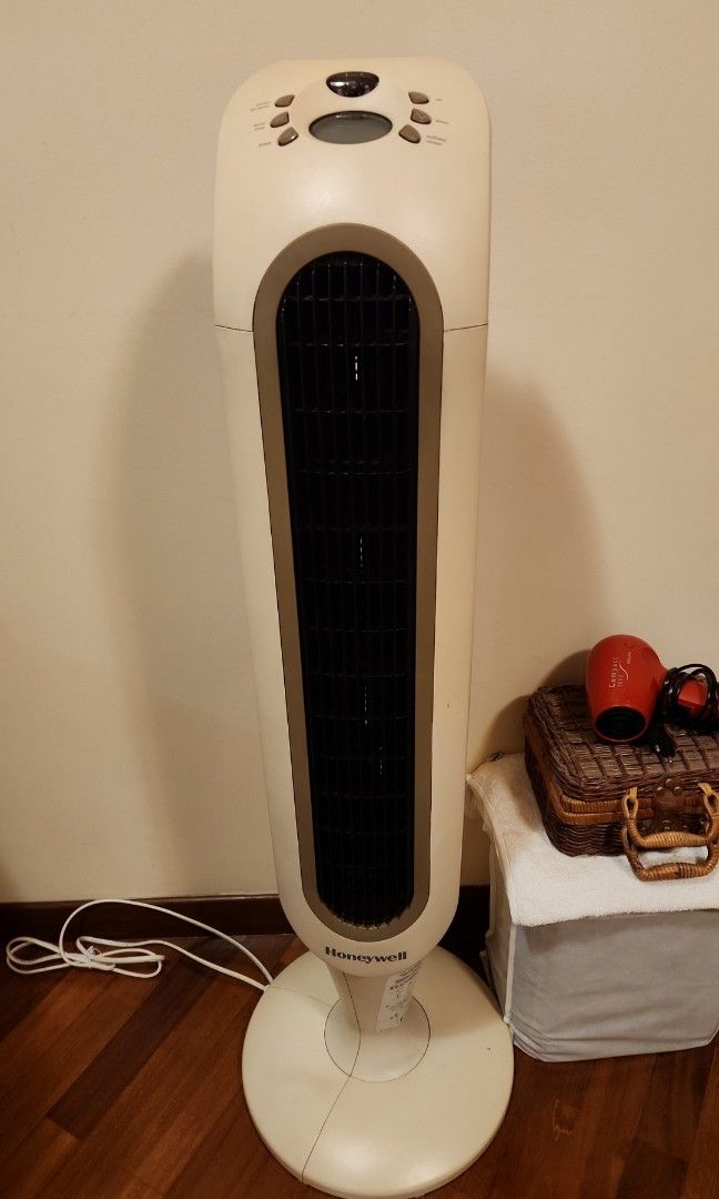 HONEYWELL TOWER FAN, TV & Home Appliances, Electrical, Adaptors