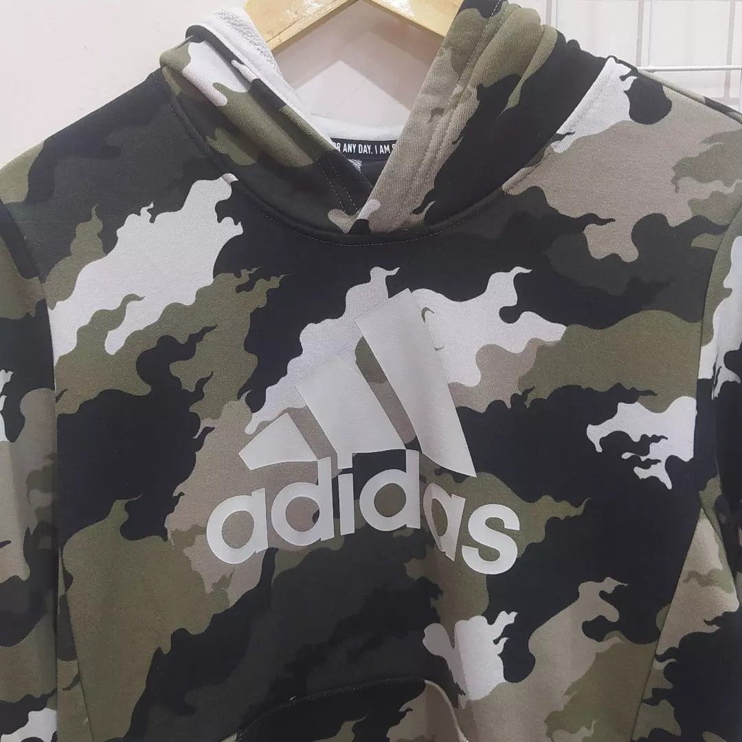 Hoodie Adidas Camo Fesyen Pria Pakaian Atasan di Carousell