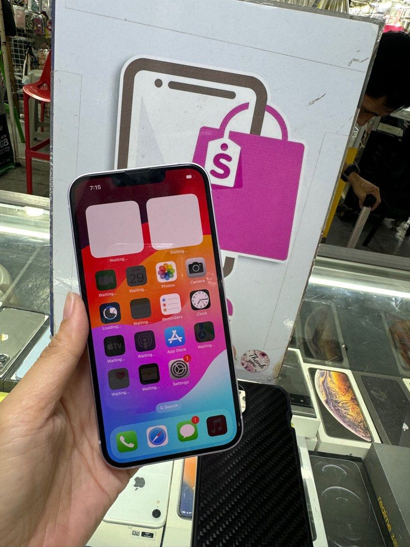 iphone 14 128gb smartlocked good as new (Category: iPhone 14 Series) located in Cainta. Submitted by vine_gadget_shop (Listing ID 1262843228, Image 3). Description: iphone 13 128gb smartlocked good as new complete package warranty until april 2024 pick up store greenhills shopping center we accept trade in we accept credit card installment we do cod and door to door we ship nationwide for fast transaction call 09277368323 look for vine .