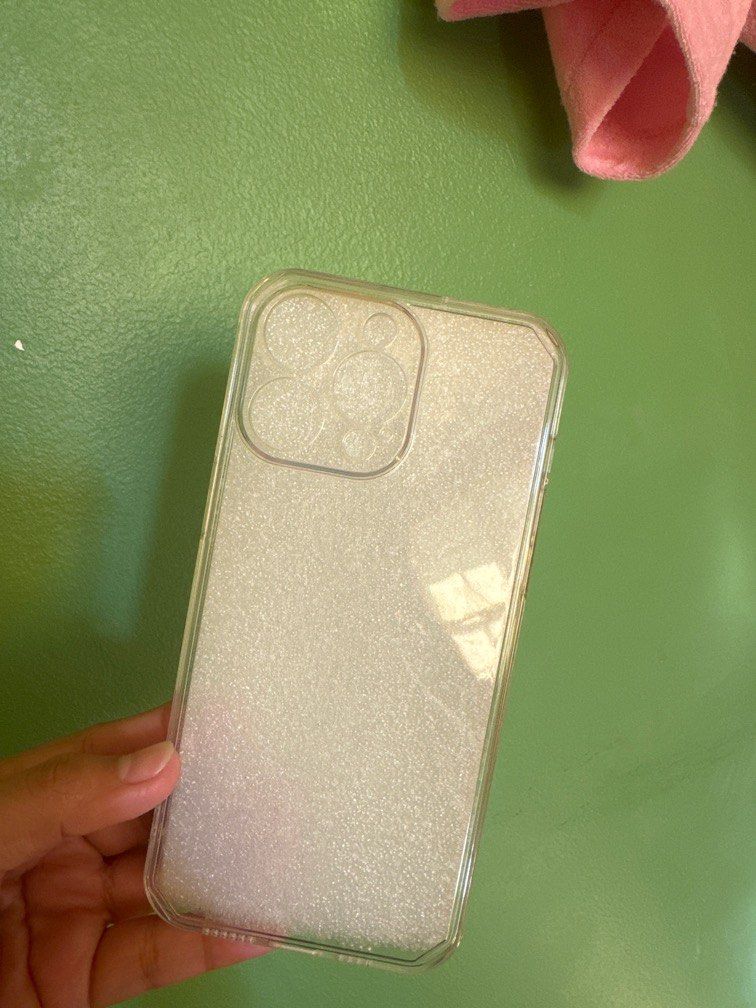 Iphone 15 pro max Clear Case (Category: Cases & Sleeves) located in Muntinlupa City. Submitted by Tins_preloved (Listing ID 1262729259, Image 2). Description: 2 days ko lang nagamit kasi bumili na ako ng bagong case. .