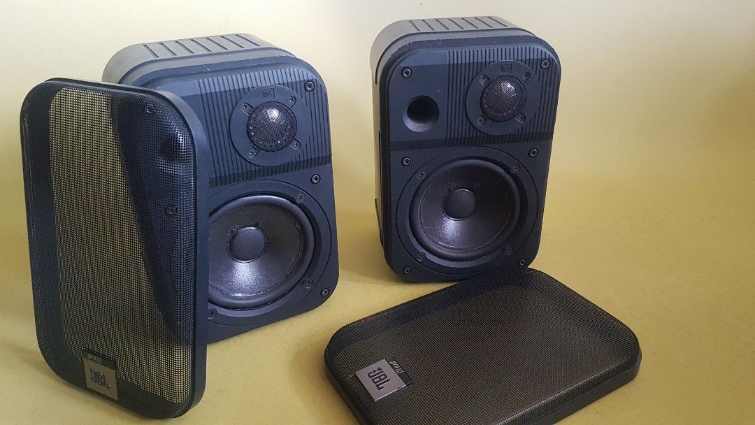 JBL PRO 3 SPEAKER, Audio, Soundbars, Speakers & Amplifiers on Carousell