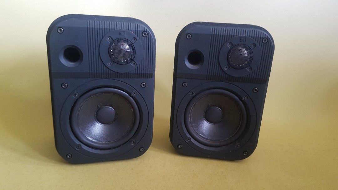 JBL PRO 3 SPEAKER, Audio, Soundbars, Speakers & Amplifiers on Carousell