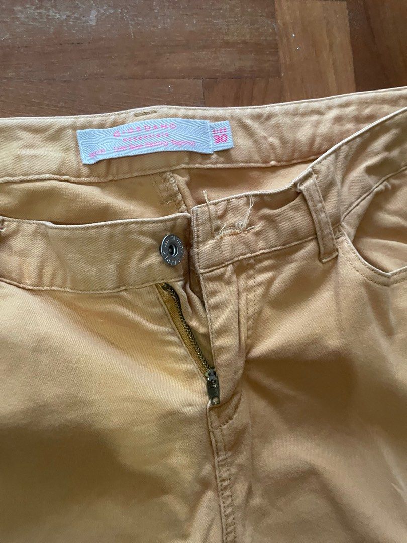 Cheap skinny discount khaki pants