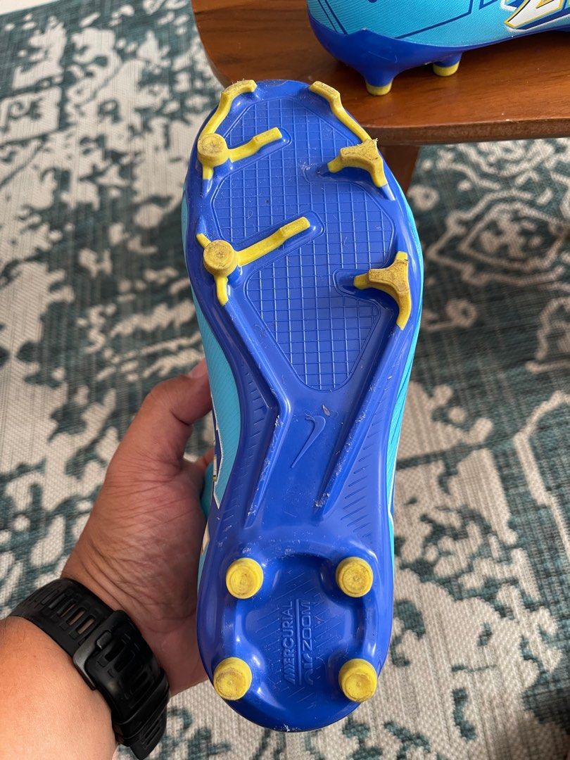 kylian mbappe new boots