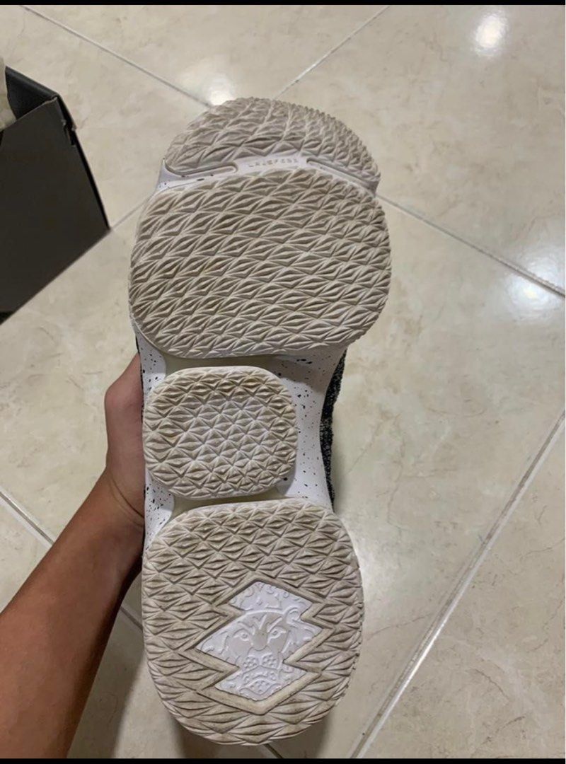 Lebron cheap 15 foam