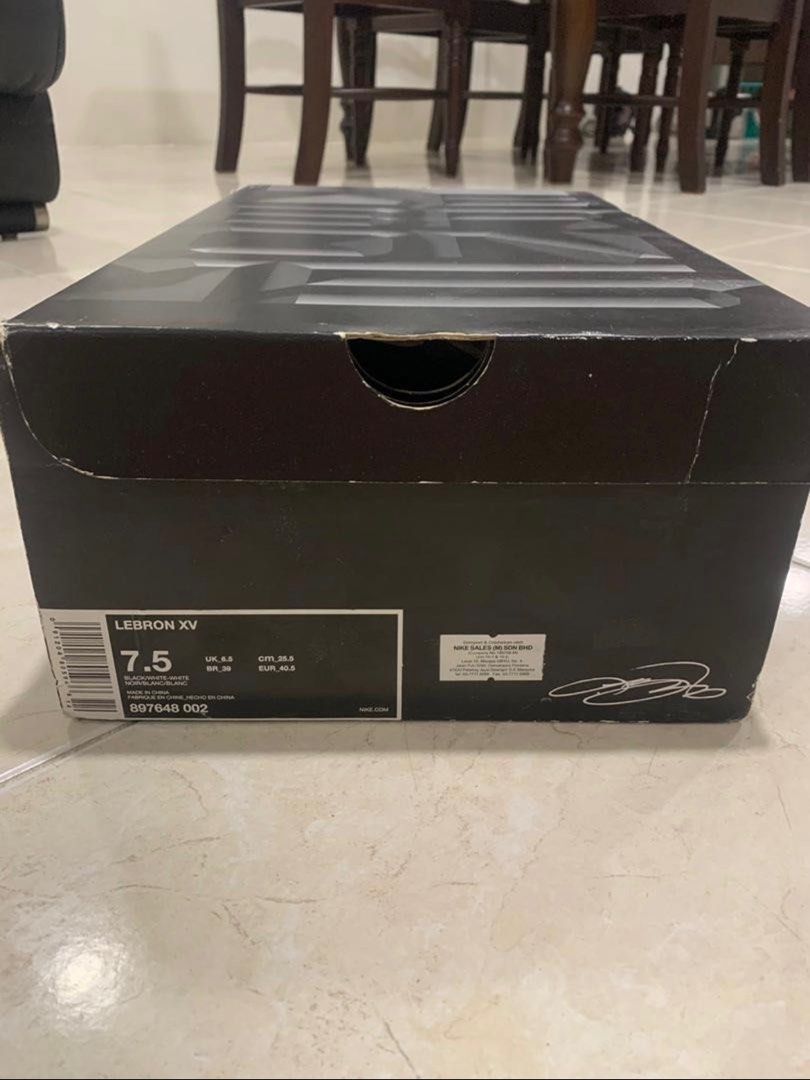 Lebron 15 store box