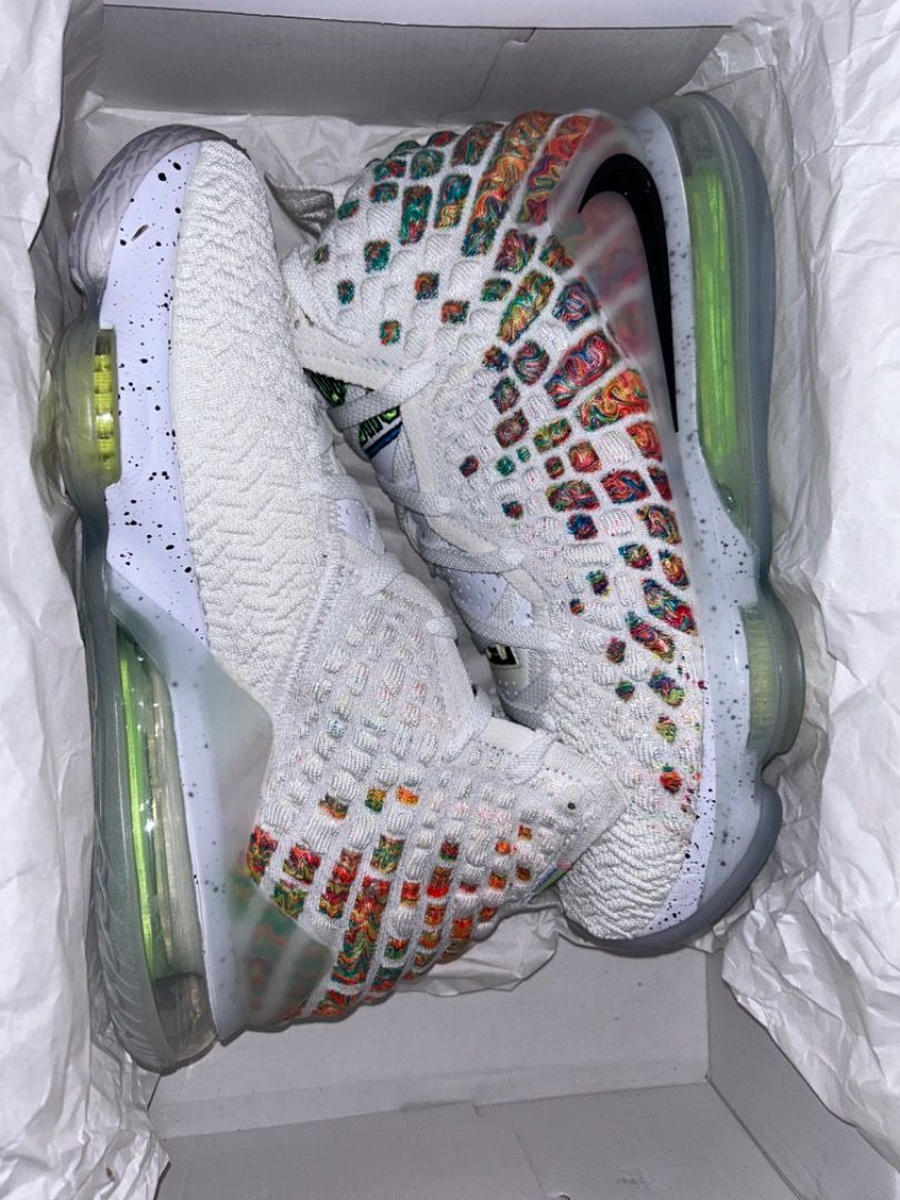 Lebron store 17 blanche