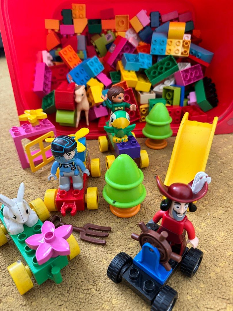 Duplo top 200 pieces