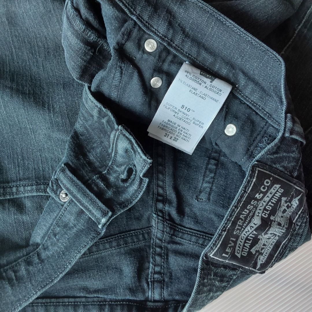 LEVIS 510 ripped capri jeans in black 31