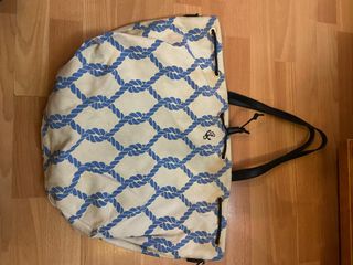 （分類：）位於 。 由 dashkk 提交（商品編號 1262777512，圖片 1）。簡介： 。