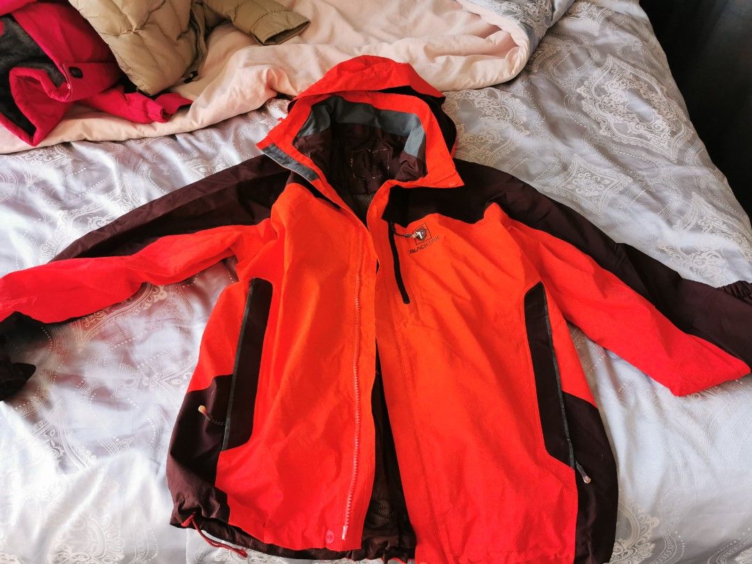 What is a windbreaker used for store