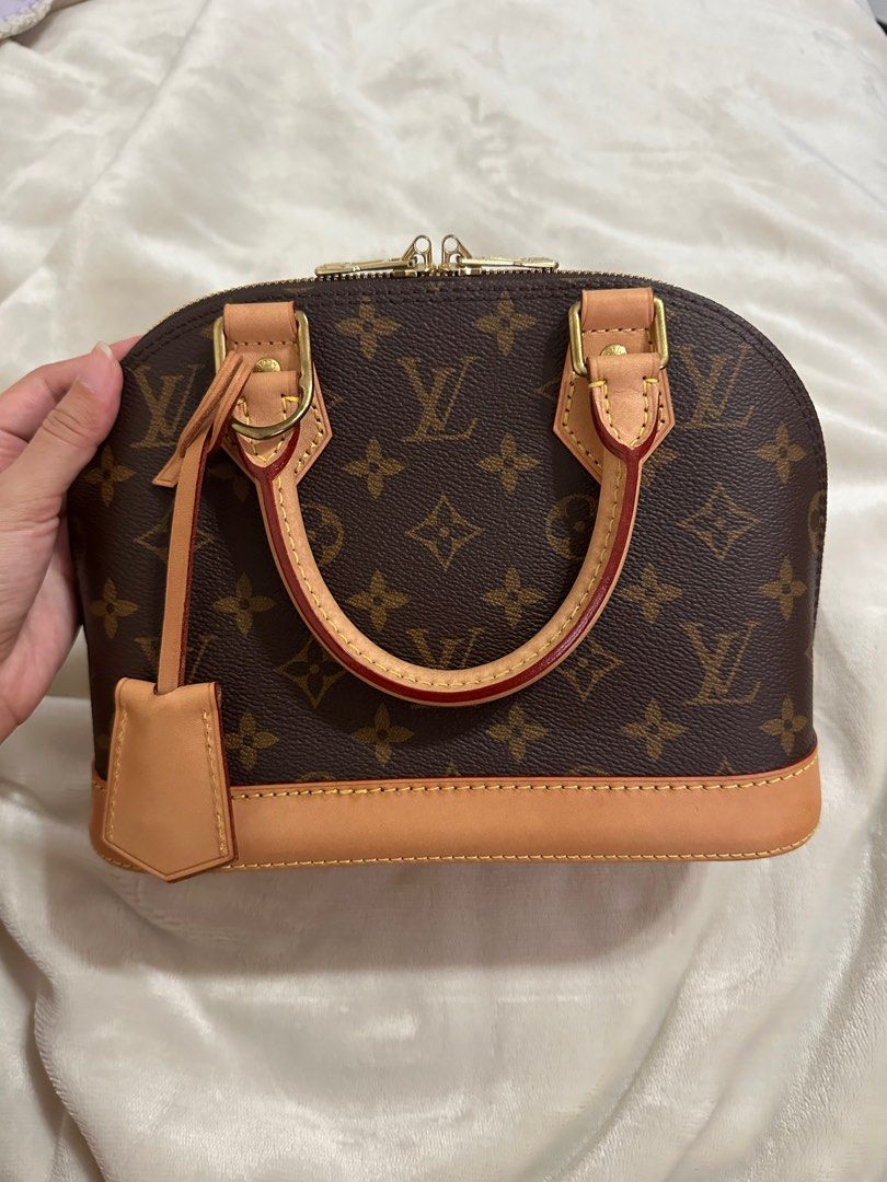Louis Vuitton caissa tote mm, Luxury, Bags & Wallets on Carousell