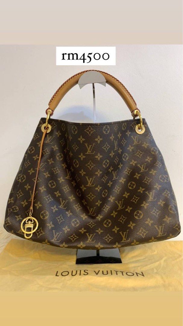 PAYDAY SALES) Louis Vuitton Artsy PM bag, Luxury, Bags & Wallets on  Carousell