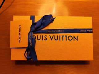 Shop Louis Vuitton TAIGA 2022 SS Pochette Voyage Mm (M30840) by