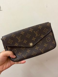 Authentic Louis Vuitton Bento Box Bag Reverse Monogram, Luxury, Bags &  Wallets on Carousell