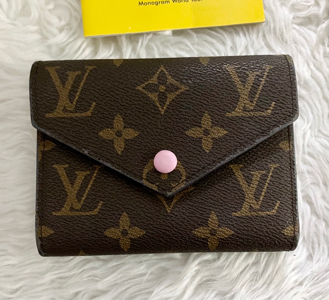 Authentic Preloved Louis Vuitton LV Sarah Monogram Long Wallet with Two  Card Slots, Luxury, Bags & Wallets on Carousell