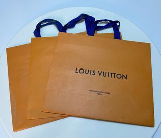 LOUIS VUITTON Empty Box 9.75x5.25 x1.75 W/ Shopping Bag & Tags For  M76968.